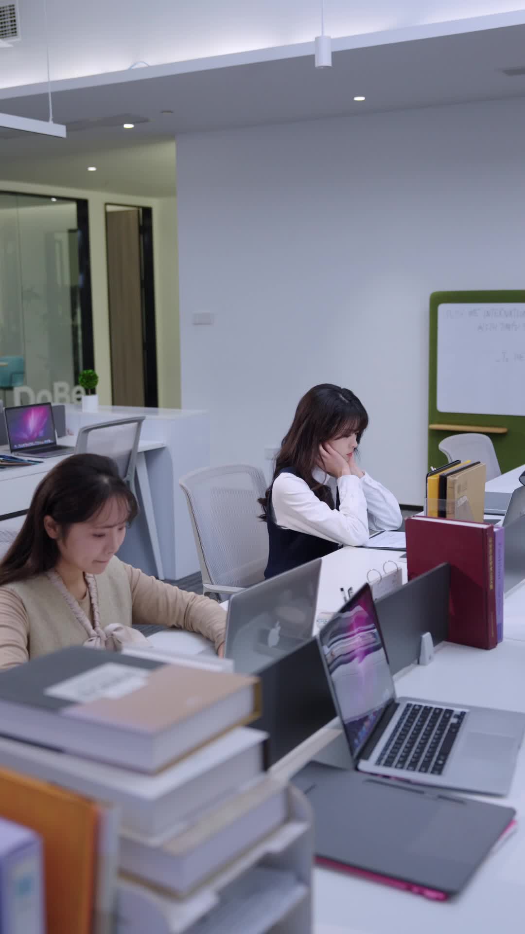 Episode 45 of Who Is the Bride's Husband?