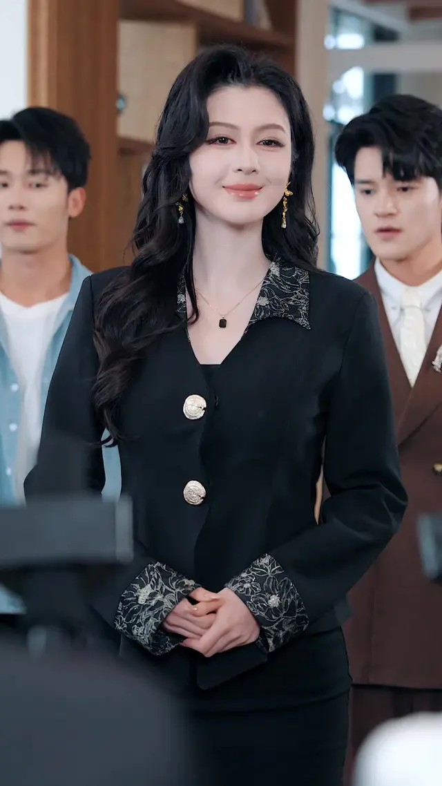Episode 19 of Wrong Heir, Right Throne