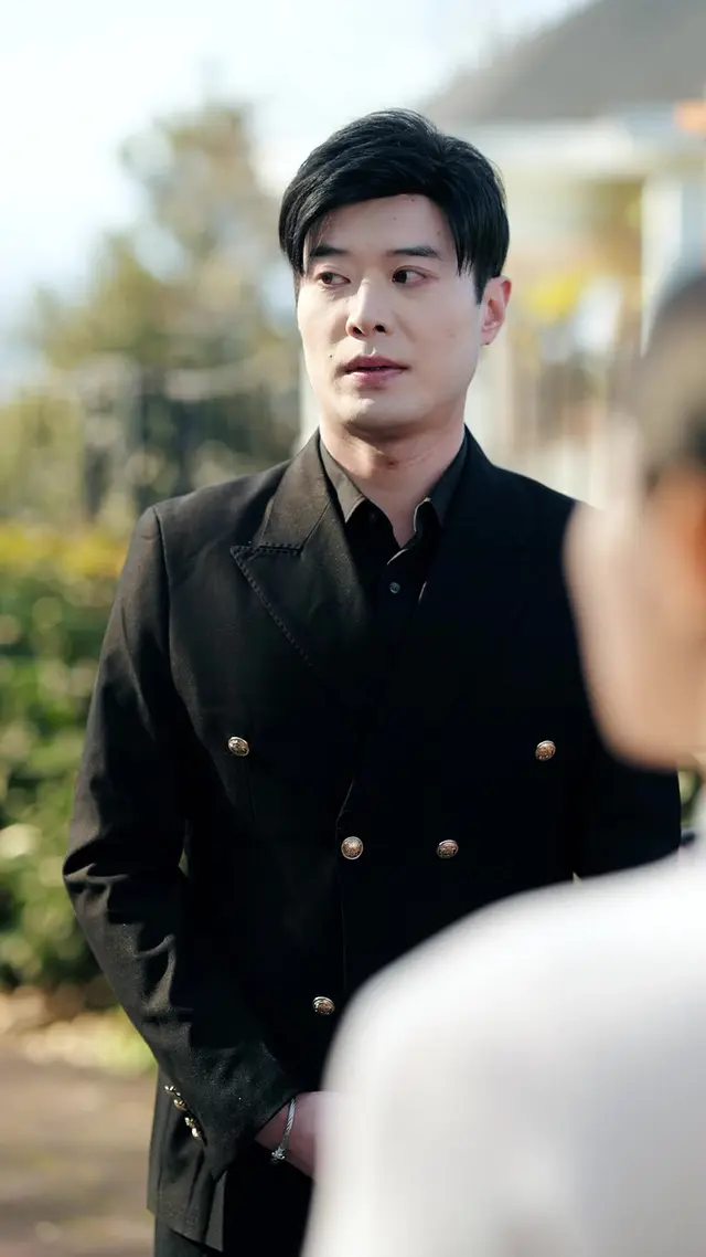 Episode 16 of Wrong Love, Right Ruin